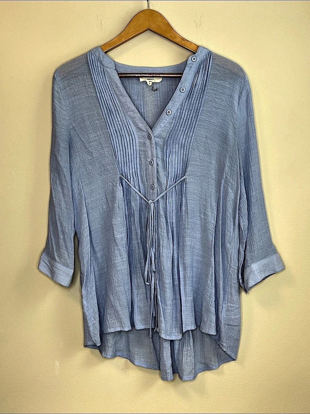 entro Blue Pintuck Tunic Size Small
